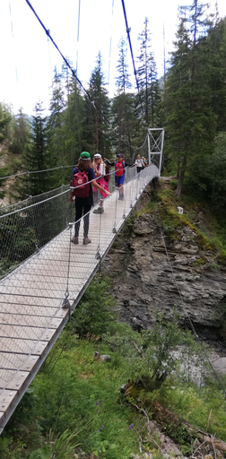 Wanderung mit Hängebrücken im Val Sinestra, Engadin