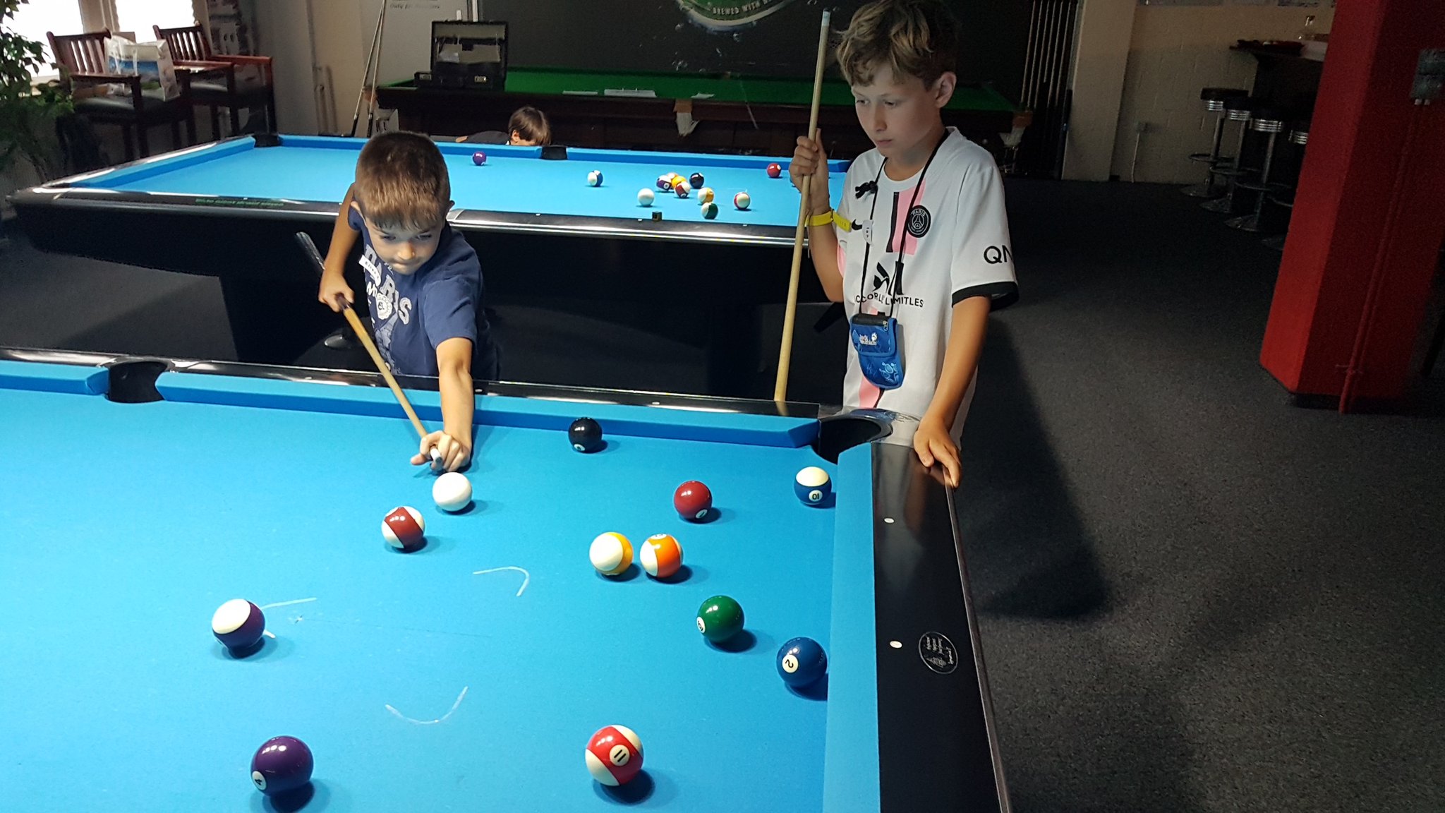 Billard spielen
